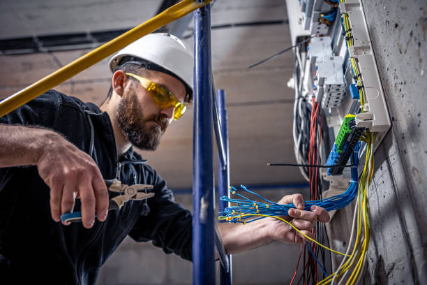 Professional Electrician in Lacon, IL